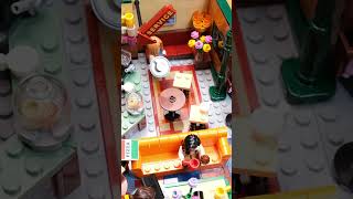 YouTube Thumbnail LEGO Ideas Central Perk KURZ REVIEW | Set 21319