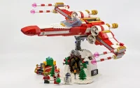 LEGO® Set 4002019 - Yuletide Squadron Xmas-Wing Starfighter
