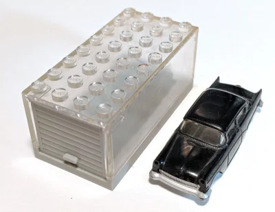 LEGO® Set 262 - 1:87 Opel Rekord with Garage