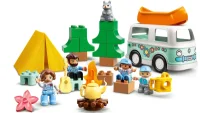 LEGO® Set 10946 - Familienabenteuer mit Campingbus
