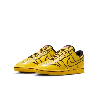 LEGO® Set 5010051 - Nike Dunk Low x LEGO Collection – Big Kids Shoes