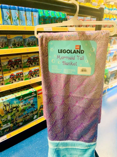 LEGO® Set BLANKET-2 - LEGOLAND Mermaid Tail Fleece Blanket