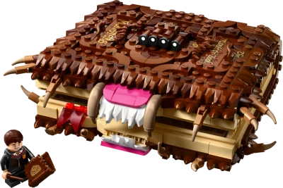 LEGO® Set 76449 - Chomping Monster Book of Monsters