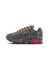 LEGO® Set 5010243 - Nike Air Max 95 x LEGO Collection - Big Kids' Shoes