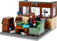 LEGO® Set 40891 - Stranger Things: WSQK Radio Station