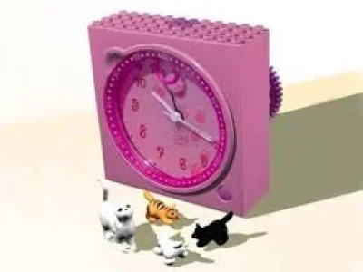 LEGO® Set 4393 - Cat with Kittens Clock